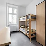 Najtansze Pilsudskiego 93 * 우치