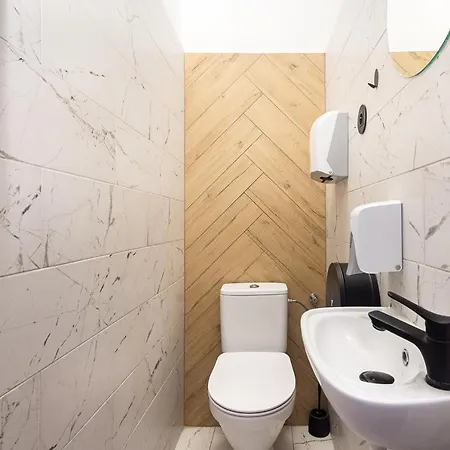 Najtansze Pilsudskiego 93 * Лодзь