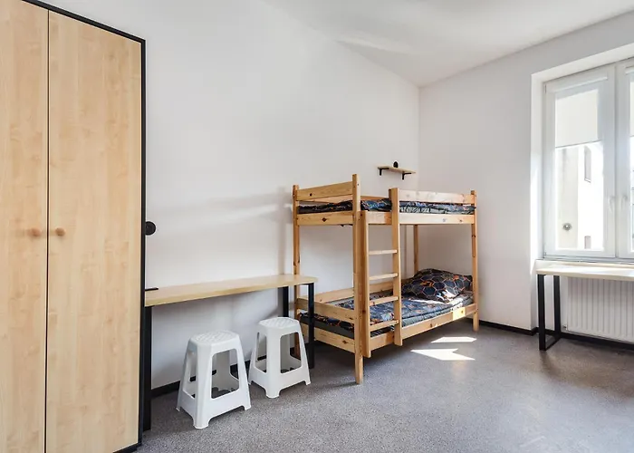 Najtansze Pilsudskiego 93 *