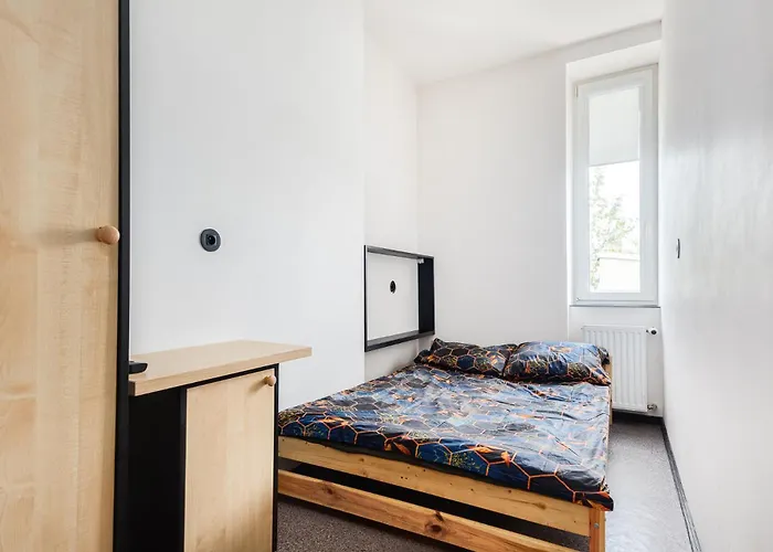 Najtansze Pilsudskiego 93 * Лодзь