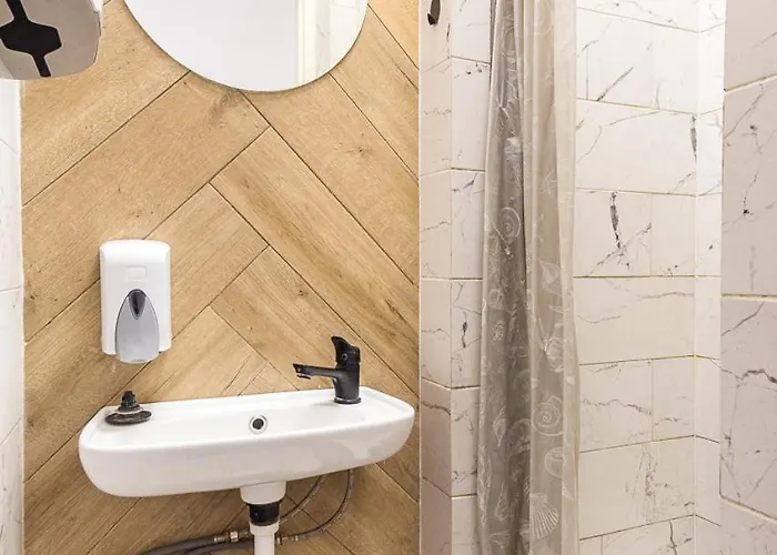 Najtansze Pilsudskiego 93 *