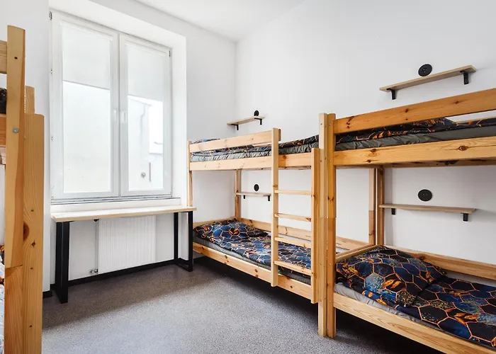 Najtansze Pilsudskiego 93 *