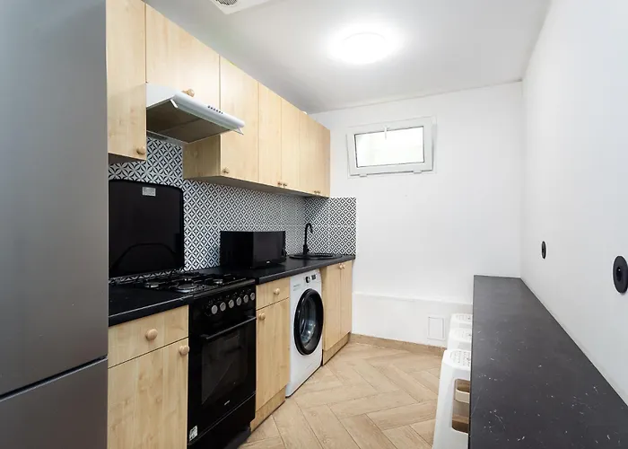 Najtansze Pilsudskiego 93 Hostel Λοτζ