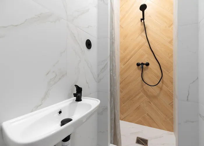 Najtansze Pilsudskiego 93 Hostel Λοτζ