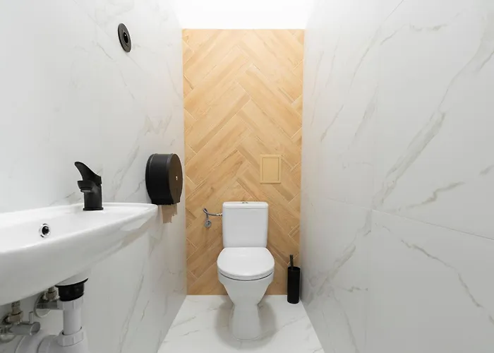 Najtansze Pilsudskiego 93 Hostel Λοτζ