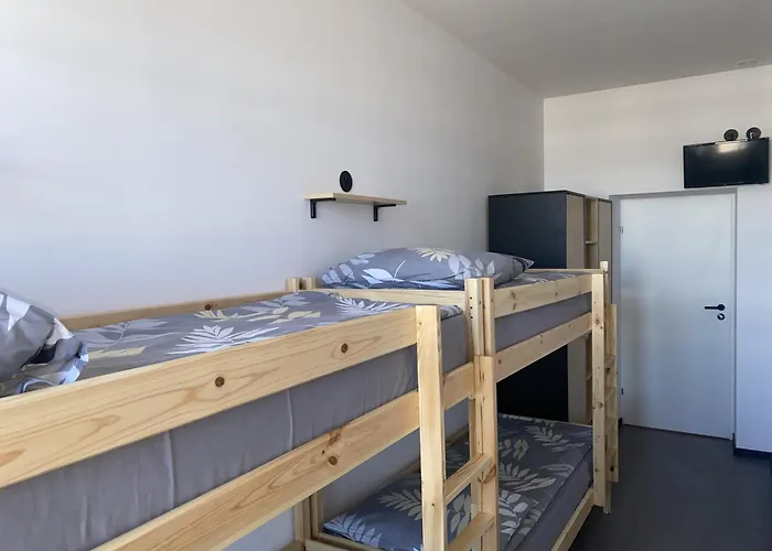 Najtansze Pilsudskiego 93 Hostel Λοτζ